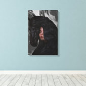 Schwarz-weiße graue Mädchenkunst Leinwanddruck (Insitu (Holzboden))