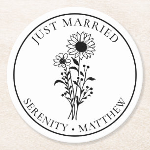 Schwarz-weiße Hochzeit mit Blumen Just Married Son Runder Pappuntersetzer