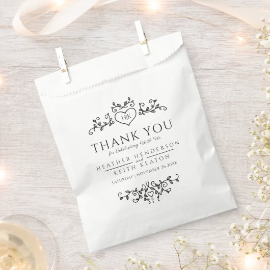 Schwarz-weiße Hochzeit von Leaf Herzmonogramm dank Geschenktütchen (Ausgeschnitten)