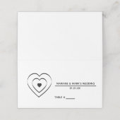 Schwarz-weiße Hochzeitsfeier mit Dreifachherz-Tisc Platzkarte (Außenseite Aufgefaltet)