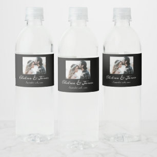 Schwarz-Weiße Kalligrafie Foto Funkelnd Wein Mi Wasserflaschenetikett