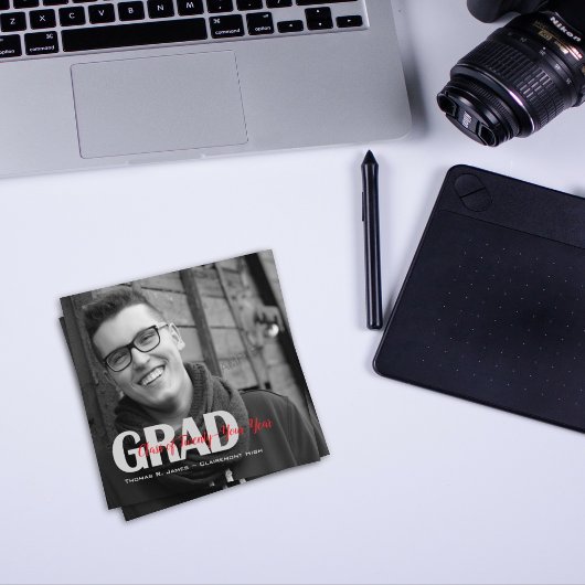 Schwarz-weiße "Klasse" des Grad-Fotos Ankündigung