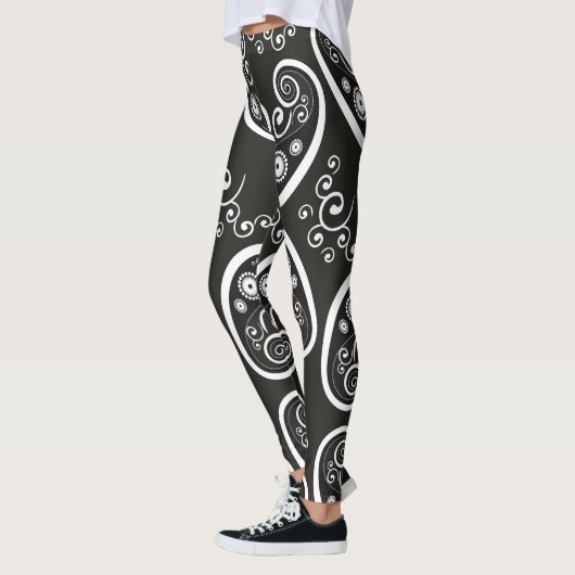 Schwarz-weiße Leggings (Links)