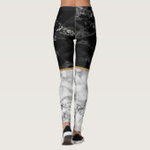 Schwarz-weiße Leggings aus Marmor (Rückseite)