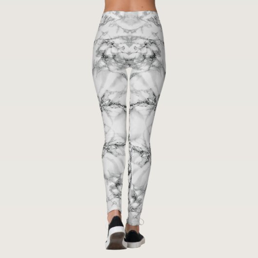 Schwarz-weiße Leggings aus Marmor (Rückseite)