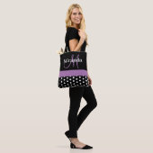 Schwarz-weiße Lila Monogram Script Polka Dots Tasche (Am Model)