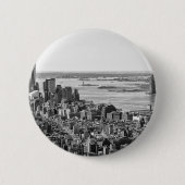 Schwarz-weiße New York City Skyline Button (Vorderseite)