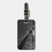 Schwarz-weiße New York City Skyline Gepäckanhänger (Vorderseite vertikal)