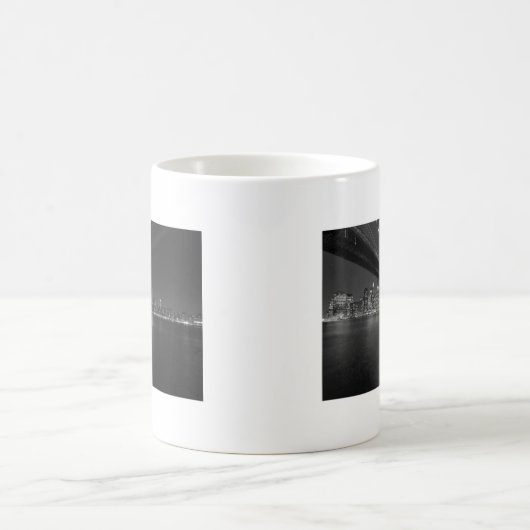 Schwarz-weiße New York City Skyline Kaffeetasse (Mittel)