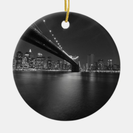 Schwarz-weiße New York City Skyline Keramik Ornament (Vorne)