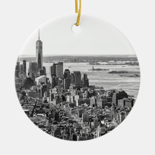 Schwarz-weiße New York City Skyline Keramik Ornament (Vorne)