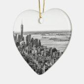 Schwarz-weiße New York City Skyline Keramikornament (Links)
