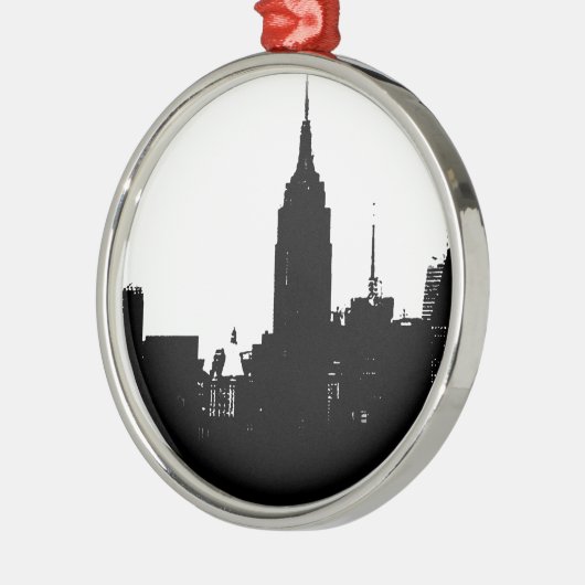 Schwarz-weiße New Yorker Silhouette Ornament Aus Metall (Links)