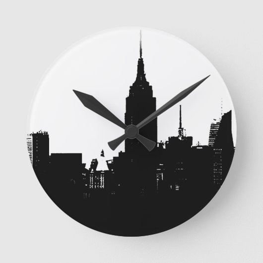 Schwarz-weiße New Yorker Silhouette Runde Wanduhr (Vorderseite)