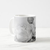 Schwarz-weiße Peelingkunst elegante Blumenkunst Kaffeetasse (Vorderseite Links)