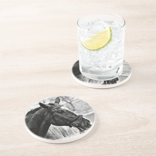 Schwarz-weiße Pferdekizze Sandstein Untersetzer (Seite)