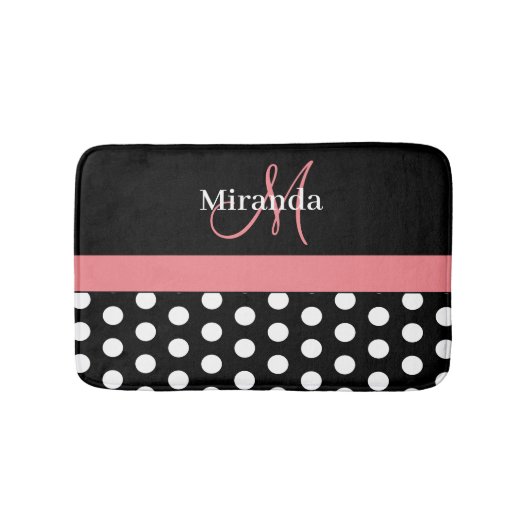 Schwarz-weiße Pink Monogram Script Polka Dots Badematte (Vorderseite)