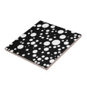 Schwarz-weiße Polka-Punkte Fliese (Seite)