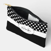 Schwarz-weiße Polka-Punkte Retromuster Monogramm Zubehörtasche (Offen)