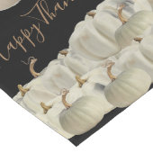 Schwarz-weiße Pumpkins Erntedank Fall Großer Tischläufer (Ecke)