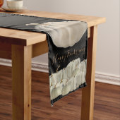 Schwarz-weiße Pumpkins Erntedank Fall Großer Tischläufer (Beispiel)