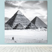 Schwarz-Weiße Pyramiden Leinwanddruck (Insitu (Holzboden))