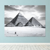 Schwarz-Weiße Pyramiden Leinwanddruck (Insitu (Holzboden))