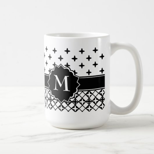 Schwarz-weiße Quatrefolie Mit Monogramm Kaffeetasse (Rechts)