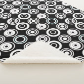 Schwarz-weiße Retro-Kreise Sherpadecke (3/4)