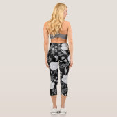 Schwarz-weiße Rose Aquarellmalerei Capri Leggings (Rückseite)