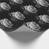 Schwarz-weiße Rose Geschenkpapier (Ecke)
