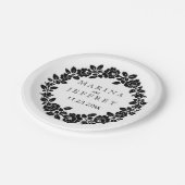 Schwarz-weiße Rose, moderne Blumenhochzeit Pappteller (Schrägansicht)