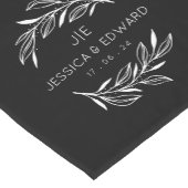 Schwarz-weiße Rustikale Chic Couple Initials Elega Kurzer Tischläufer (Ecke)