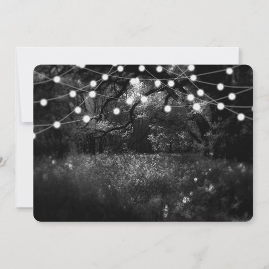 Schwarz-weiße strahlend verzauberte Waldlichter Einladung (Rückseite)