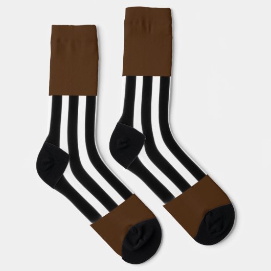Schwarz-weiße Streifen auf braun Socken (Rechts)