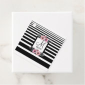 Schwarz-weiße Streifen Rosa Floral Monogramm Geschenkanhänger (Beispiel)