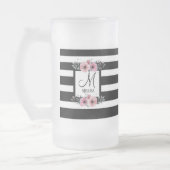 Schwarz-weiße Streifen Rosa Floral Monogramm Mattglas Bierglas (Links)