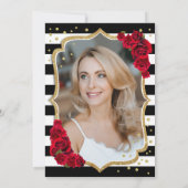 Schwarz-weiße Streifen Rote Rosen Foto 50. Geburts Einladung (Rückseite)