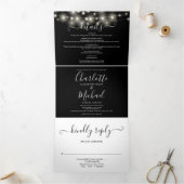 Schwarz-weiße String Lights Script Monogram Weddin Dreifach Gefaltete Einladung (Innenseite)