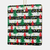 Schwarz-weiße Weihnachtsschnee Streifen Rote Grüne Keramikornament (Links)