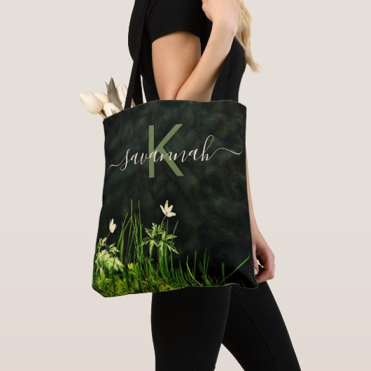 Schwarz-weiße Wildblumen-Monogrammnamenskript Tasche (Von Nahem)