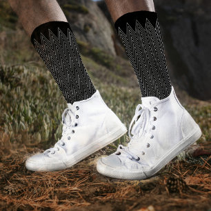 Schwarz-weiße Zickzack Streifen Abstrakt Cool Socken