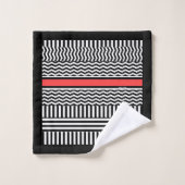 SCHWARZ-WEISSE ZICKZACK STREIFEN + ROTE BAND BADHANDTUCH SET (Waschlappen)
