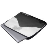 Schwarz-weißer ausbrechender Vulkan Laptopschutzhülle (Vorne Knopf)