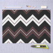 Schwarz-weißer brauner Zickzack Streifen Seidenpapier (Handwerk)