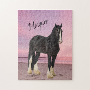 Schwarz-weißer Clydesdale am Strand bei Sonnenunte Puzzle