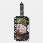 Schwarz-weißer Damast mit lila Band und Herz Gepäckanhänger (Rückseite vertikal)