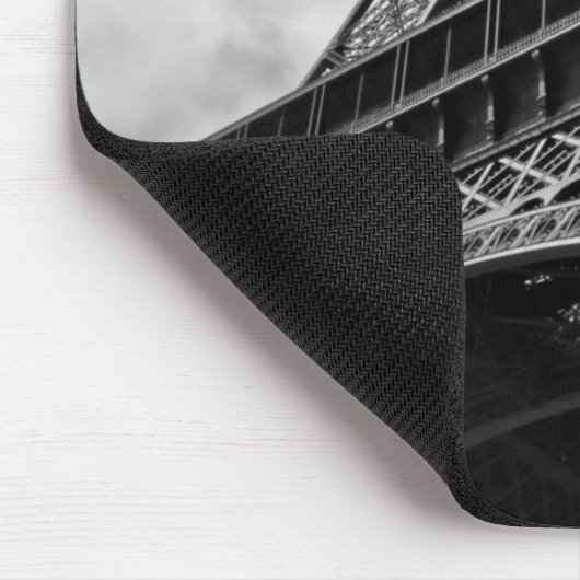 Schwarz-weißer Eiffelturm Paris Europa Reisen Mousepad (Ecke)