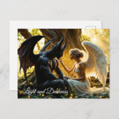 Schwarz-weißer Engeldemon, mystischer Wald Postkarte (Vorne/Hinten)