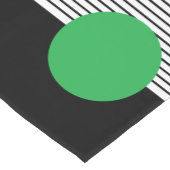 Schwarz-weißer Farbblock und grüner Kreis Kurzer Tischläufer (Ecke)